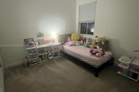 Купить таунхаус в Хомстед, Флорида 3 спальни, 143.53м2, № 2049679 - фото 11