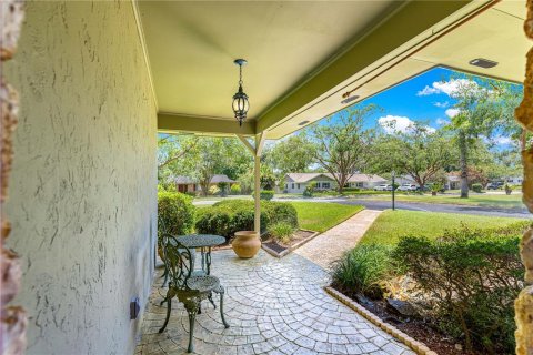 House in Ocala, Florida 3 bedrooms, 204.57 sq.m. № 2150095 - photo 3