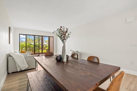 Condo in Sarasota, Florida, 1 bedroom № 2238074 - photo 17