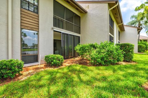 Condo in Sarasota, Florida, 1 bedroom № 2238074 - photo 3