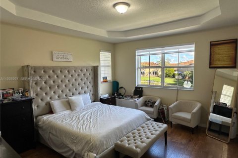 Townhouse in Miami, Florida 3 bedrooms, 158.86 sq.m. № 1996919 - photo 11