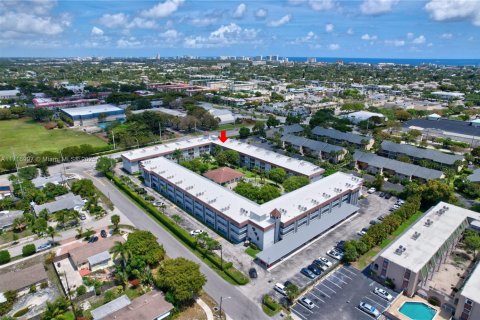 Condo in Deerfield Beach, Florida, 1 bedroom  № 1468600 - photo 24