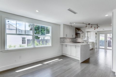 Casa en alquiler en West Palm Beach, Florida, 3 dormitorios, 105.17 m2 № 2084985 - foto 18