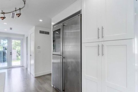 Casa en alquiler en West Palm Beach, Florida, 3 dormitorios, 105.17 m2 № 2084985 - foto 6