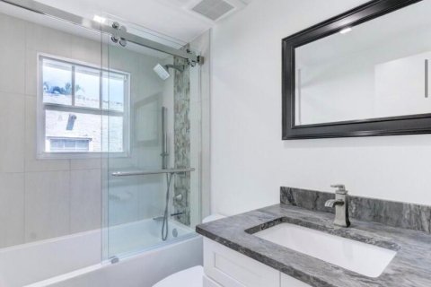 Casa en alquiler en West Palm Beach, Florida, 3 dormitorios, 105.17 m2 № 2084985 - foto 8