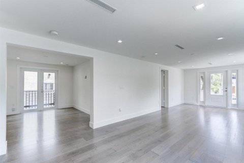 Casa en alquiler en West Palm Beach, Florida, 3 dormitorios, 105.17 m2 № 2084985 - foto 14