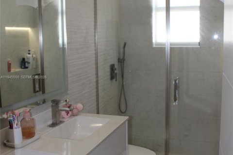 Купить виллу или дом в Хайалиа, Флорида 4 спальни, 184.88м2, № 2003186 - фото 19