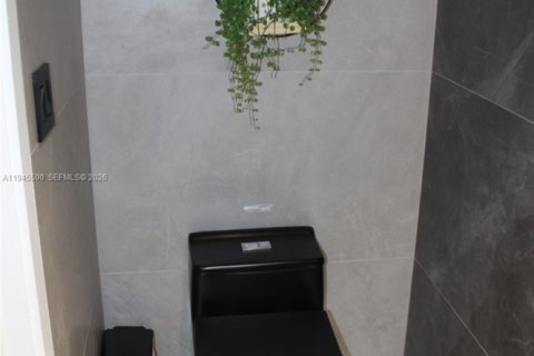 Купить виллу или дом в Хайалиа, Флорида 4 спальни, 184.88м2, № 2003186 - фото 11