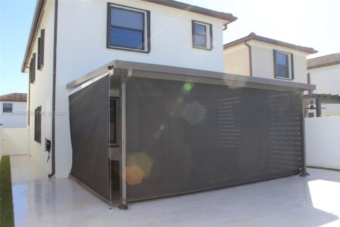 Купить виллу или дом в Хайалиа, Флорида 4 спальни, 184.88м2, № 2003186 - фото 5