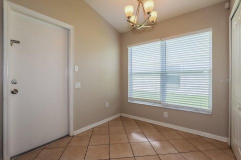 House in Wesley Chapel, Florida 4 bedrooms, 154.68 sq.m. № 2393459 - photo 5