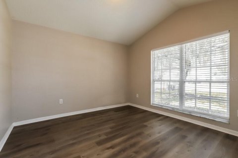 House in Wesley Chapel, Florida 4 bedrooms, 154.68 sq.m. № 2393459 - photo 11