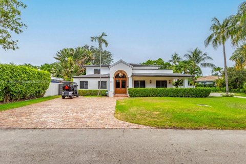 House in Key Biscayne, Florida 4 bedrooms, 257.8 sq.m. № 1768149 - photo 3