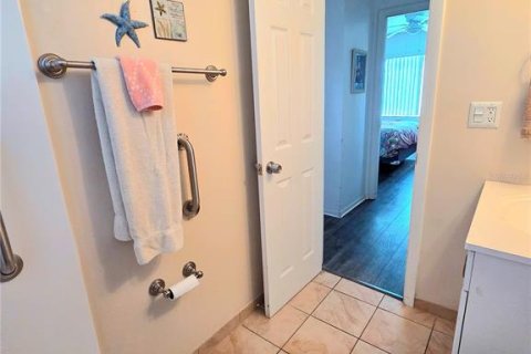 Condominio en venta en Bradenton, Florida, 1 dormitorio, 53.51 m2 № 2212943 - foto 8