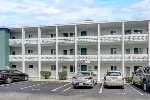 Condo in Bradenton, Florida, 1 bedroom  № 2212943