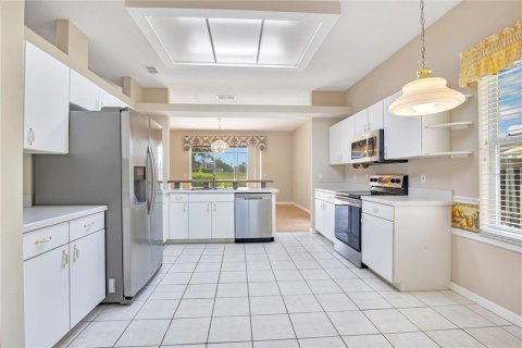 House in Clermont, Florida 2 bedrooms, 185.53 sq.m. № 2096199 - photo 10