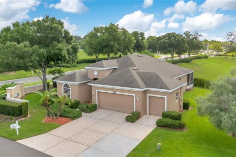 House in Clermont, Florida 2 bedrooms, 185.53 sq.m. № 2096199 - photo 2