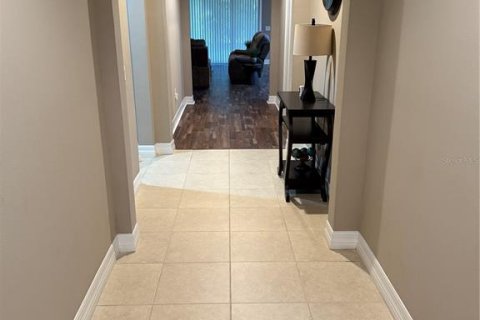 Casa en venta en Wesley Chapel, Florida, 3 dormitorios, 189.24 m2 № 2316614 - foto 3