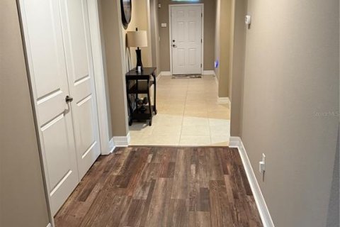 Casa en venta en Wesley Chapel, Florida, 3 dormitorios, 189.24 m2 № 2316614 - foto 4