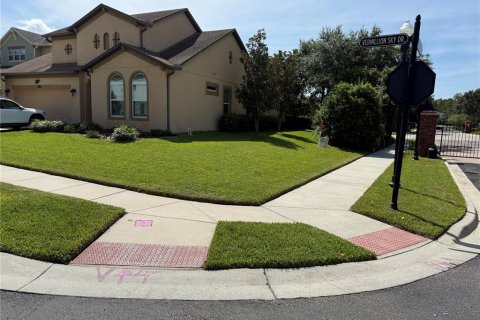 Casa en venta en Wesley Chapel, Florida, 3 dormitorios, 189.24 m2 № 2316614 - foto 2