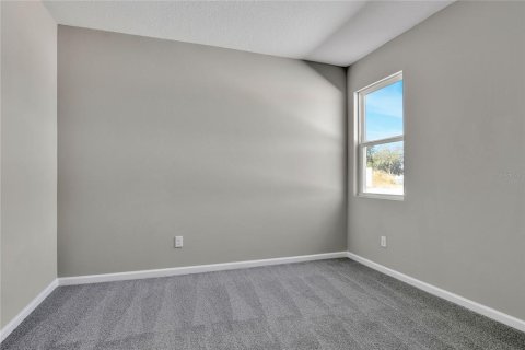 House in Tavares, Florida 4 bedrooms, 192.31 sq.m. № 1259896 - photo 10