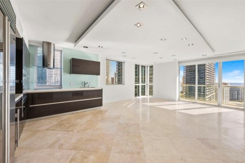 Condo in Miami, Florida, 3 bedrooms  № 2026161 - photo 6