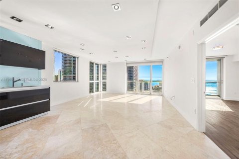 Condo in Miami, Florida, 3 bedrooms  № 2026161 - photo 3