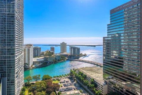 Condo in Miami, Florida, 3 bedrooms  № 2026161 - photo 26