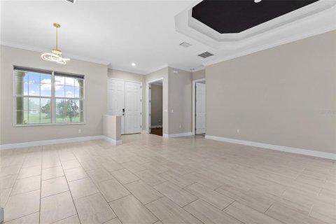 House in Land O' Lakes, Florida 4 bedrooms, 295.15 sq.m. № 2221381 - photo 21
