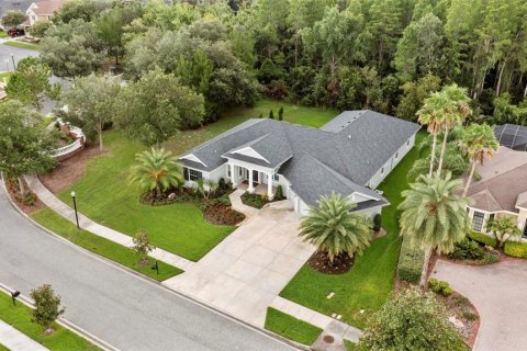 House in Land O' Lakes, Florida 4 bedrooms, 295.15 sq.m. № 2221381 - photo 6