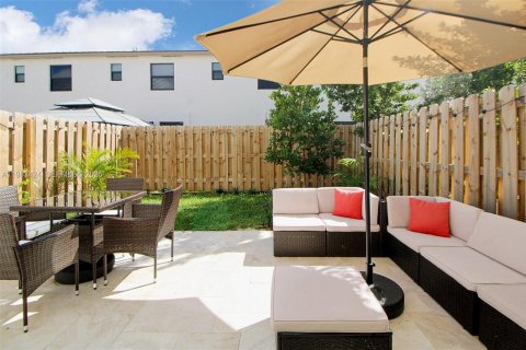 Купить виллу или дом в Хомстед, Флорида 3 спальни, 137.77м2, № 2050223 - фото 22