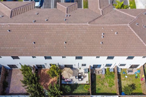 Купить виллу или дом в Хомстед, Флорида 3 спальни, 137.77м2, № 2050223 - фото 30