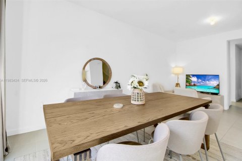 Купить виллу или дом в Хомстед, Флорида 3 спальни, 137.77м2, № 2050223 - фото 9