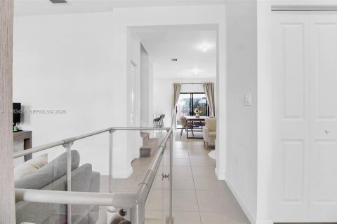 Купить виллу или дом в Хомстед, Флорида 3 спальни, 137.77м2, № 2050223 - фото 3