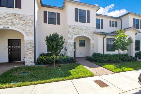 Купить виллу или дом в Хомстед, Флорида 3 спальни, 137.77м2, № 2050223 - фото 25