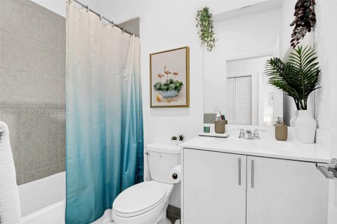 Купить виллу или дом в Хомстед, Флорида 3 спальни, 137.77м2, № 2050223 - фото 15