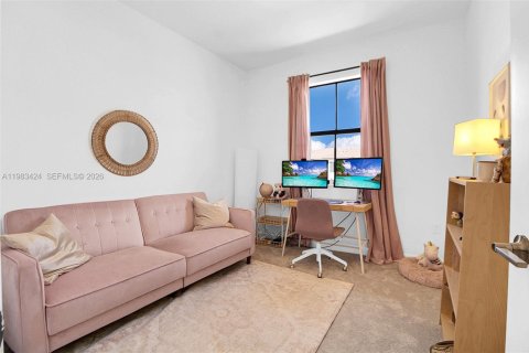 Купить виллу или дом в Хомстед, Флорида 3 спальни, 137.77м2, № 2050223 - фото 16