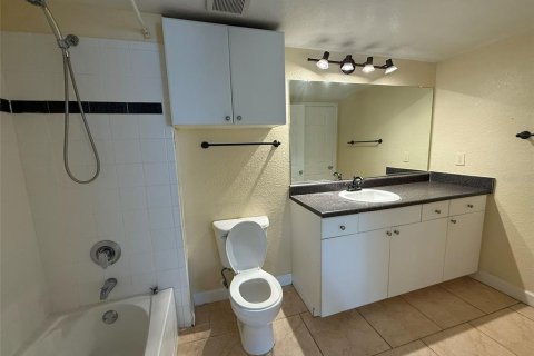 Copropriété à louer à Orlando, Floride: 1 chambre, 61.97 m2 № 2119342 - photo 12