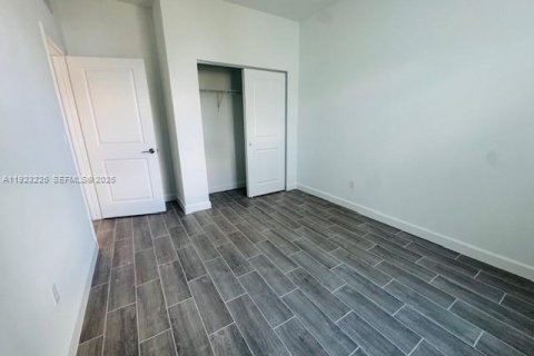 Villa ou maison à louer à Loxahatchee Groves, Floride: 3 chambres № 1976909 - photo 12