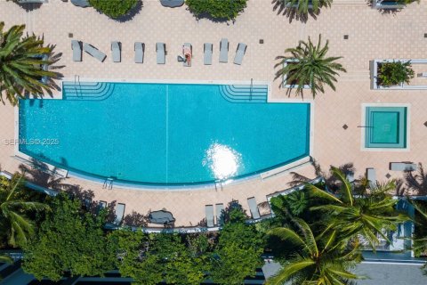 Copropriété à louer à Miami, Floride: 56.11 m2 № 1990777 - photo 16