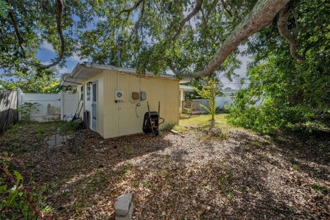 House in Dunedin, Florida 3 bedrooms, 112.97 sq.m. № 2095559 - photo 29