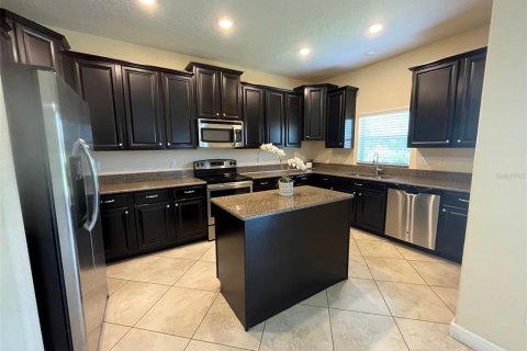 Casa en alquiler en Orlando, Florida, 4 dormitorios, 226.68 m2 № 1886198 - foto 15