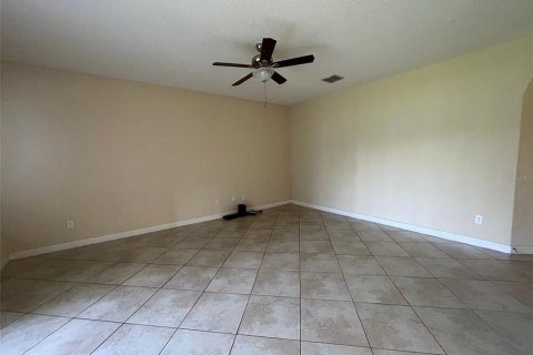 Casa en alquiler en Orlando, Florida, 4 dormitorios, 226.68 m2 № 1886198 - foto 14