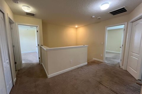 Casa en alquiler en Orlando, Florida, 4 dormitorios, 226.68 m2 № 1886198 - foto 18