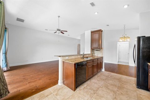 Villa ou maison à vendre à Tarpon Springs, Floride: 3 chambres, 157.93 m2 № 1335279 - photo 24
