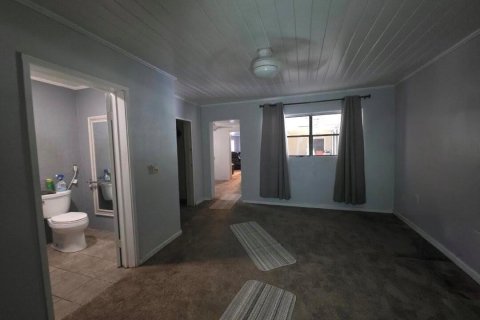 Casa en venta en Okeechobee, Florida, 5 dormitorios, 155.43 m2 № 2174101 - foto 15
