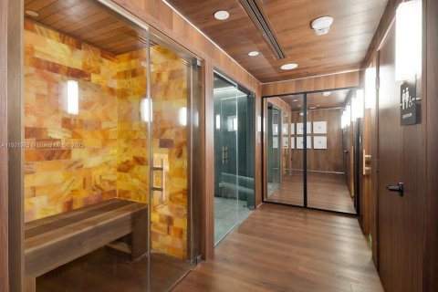 Appartement à louer à Miami, Floride: 2 chambres, 130.43 m2 № 1976169 - photo 28