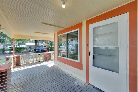 House in Zephyrhills, Florida 3 bedrooms, 112.23 sq.m. № 1829642 - photo 4