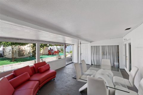 Купить виллу или дом в Орландо, Флорида 6 комнат, 180.04м2, № 2221087 - фото 16