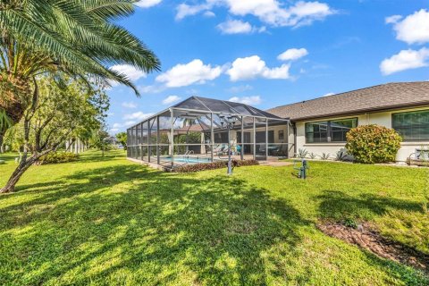Villa ou maison à vendre à Punta Gorda, Floride: 2 chambres, 142.33 m2 № 2426995 - photo 23