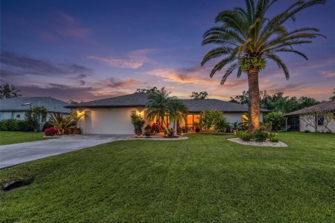 Villa ou maison à Punta Gorda, Floride 2 chambres, 142.33 m2 № 2426995